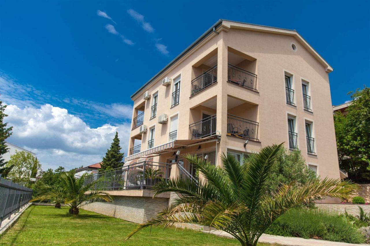 Bruno Apartment Crikvenica Exterior foto