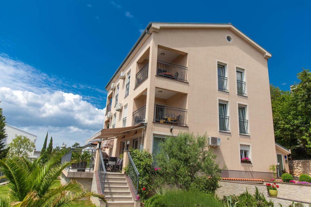Bruno Apartment Crikvenica Exterior foto